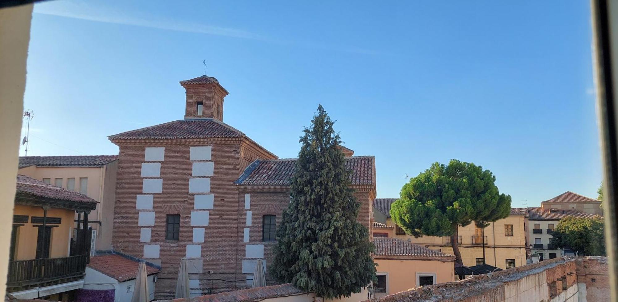 La Casona Del Asno Apartment Alcala de Henares Bagian luar foto