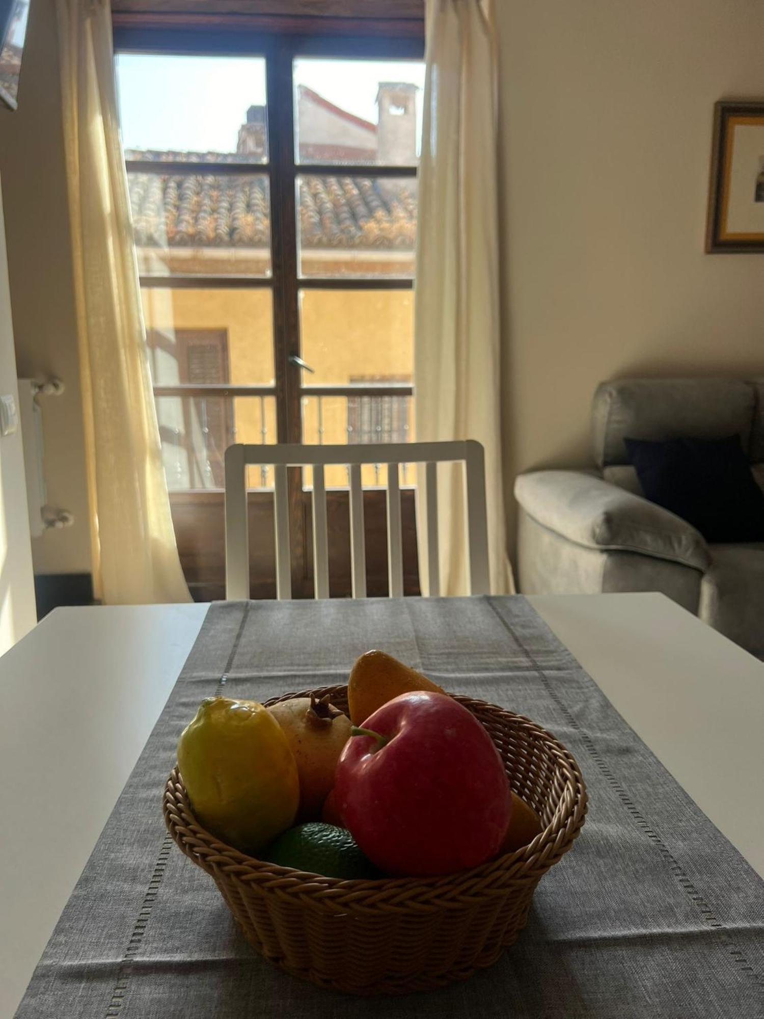 La Casona Del Asno Apartment Alcala de Henares Bagian luar foto