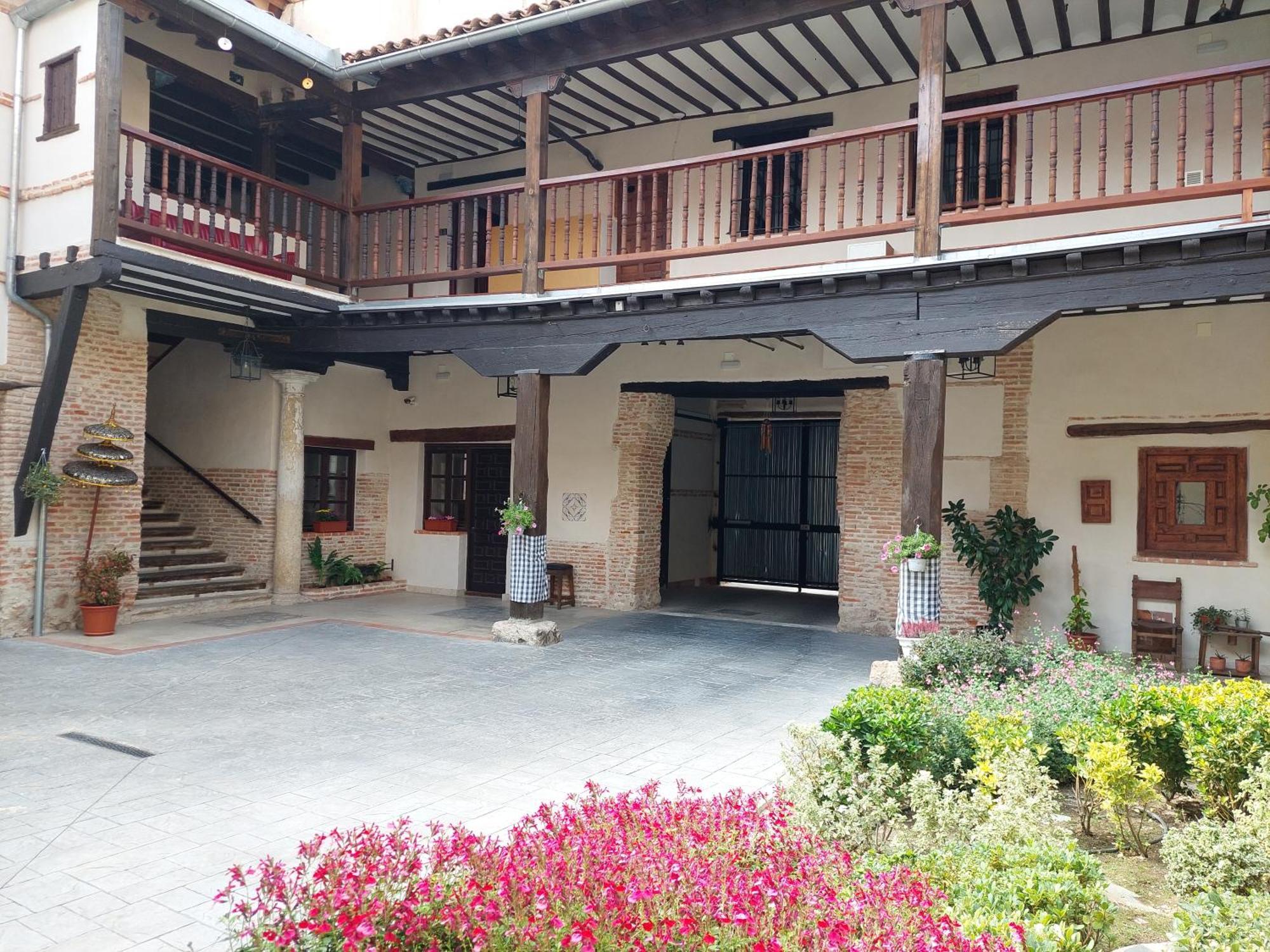 La Casona Del Asno Apartment Alcala de Henares Bagian luar foto